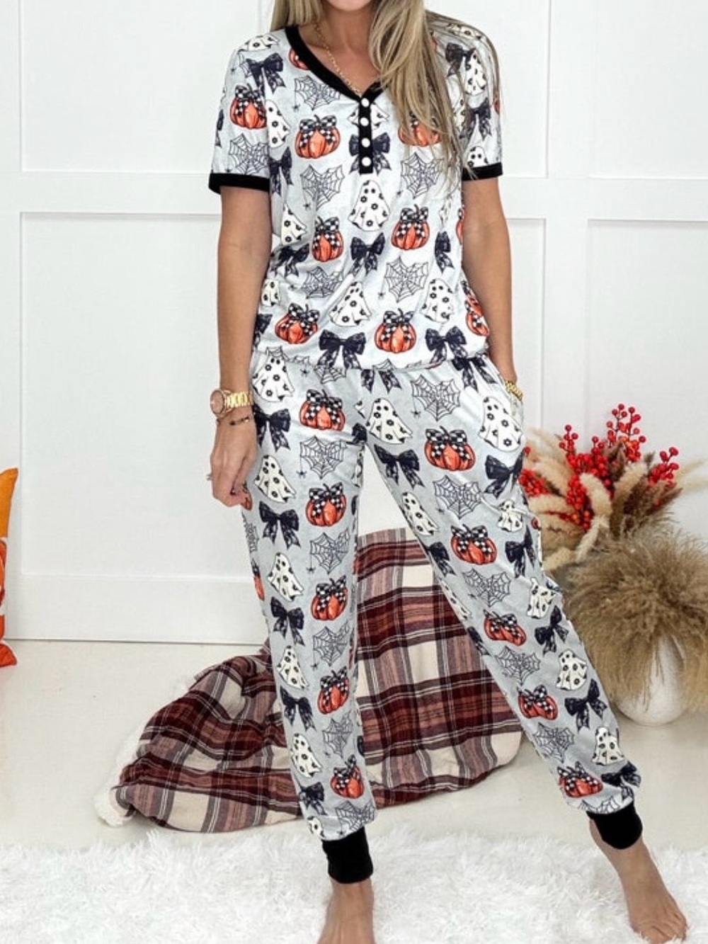NWT Shirley and Stone Halloween Pumpkin & Ghost Pajama Set